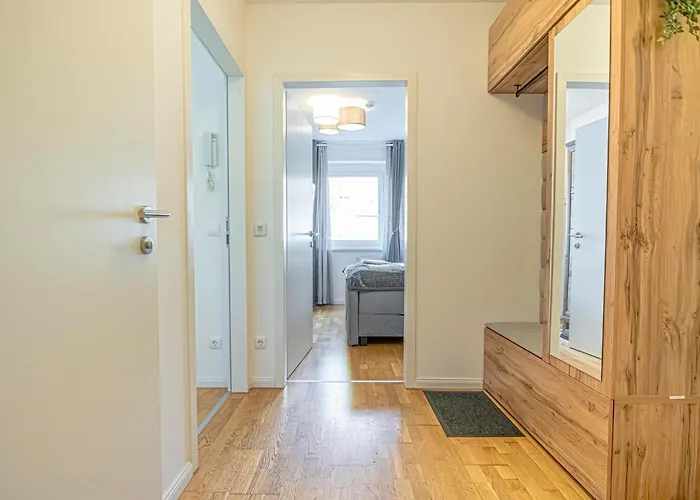 Stylish 1br Near Favoritenstrasse And Cozy Apartamento Viena